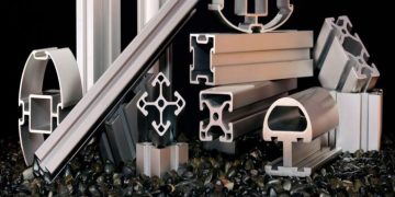 How and When to Use Custom Aluminum Extrusions and Aluminum Sheets