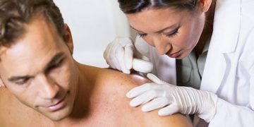 How to Find the Best Skin Care Clinic in Toronto for Laser Hair Removal for Men
