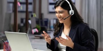 Maximizing Your ROI with Virtual Assistant Outsourcing Services 