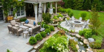 The Benefits of Professional Landscaping: Creating a Beautiful, Functional Outdoor Retreat