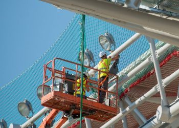 How to Ensure Your Business Fosters Safe Working at Heights