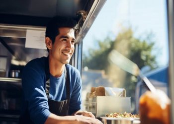 5 Pros and Cons of PayPal From a Small Business Owner’s Perspective