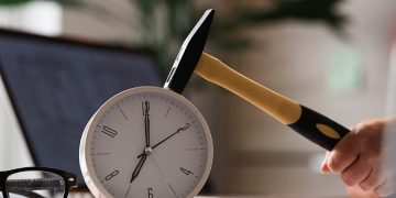 Common Myths About Time Management (and What Actually Works)