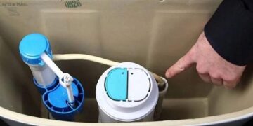 Toilet Won’t Flush? Here’s How to Fix It Without Calling a Plumber