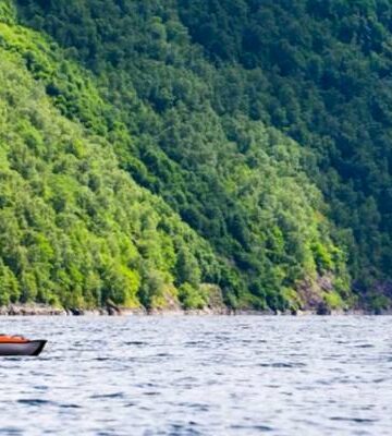 Why Mixing Land and Sea Activities Creates the Ultimate Adventure Trip